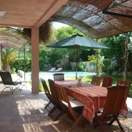 Sur Pool Seaview *